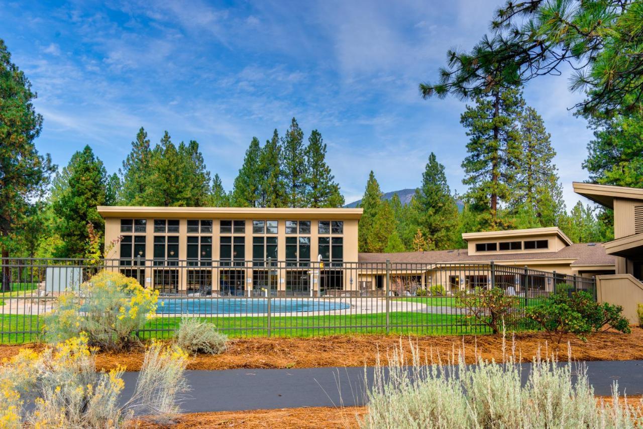 Black Butte Big Meadow'S 11Th Fairway Black Butte Ranch Exterior photo